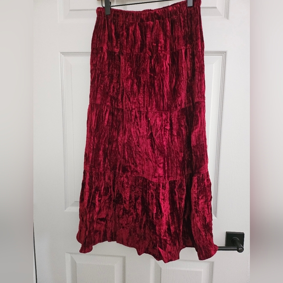 Whimsigoth Red Velvet Tiered Skirt - Picture 3 of 3